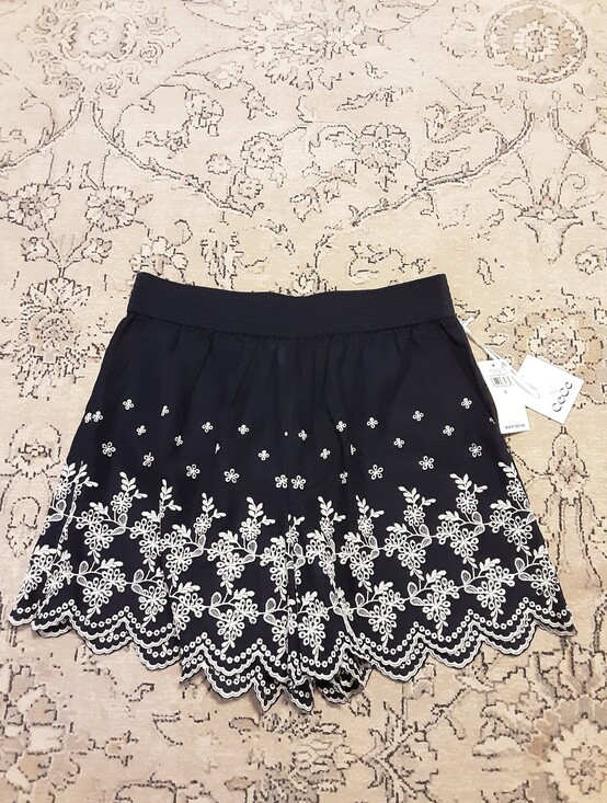 CeCe Pants - CeCe Navy Shorts with White Eyelet Embroidery